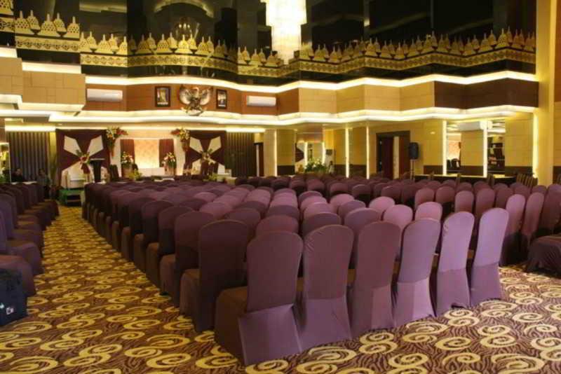 Tjokro Hotel Klaten Eksteriør billede